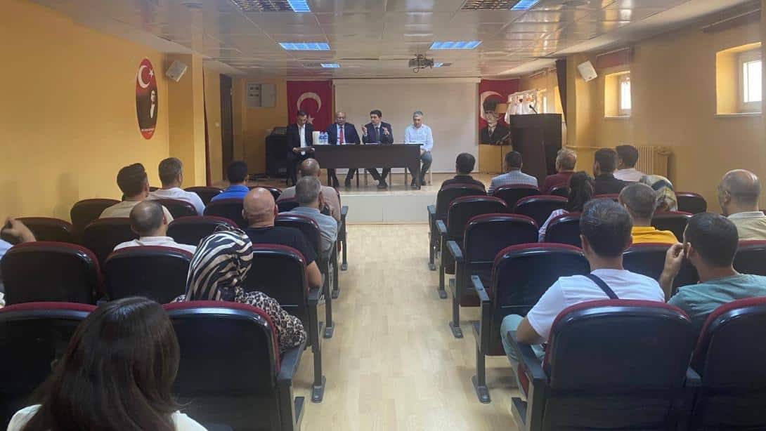 Eğitim Kurumu Müdürler Toplantısı
