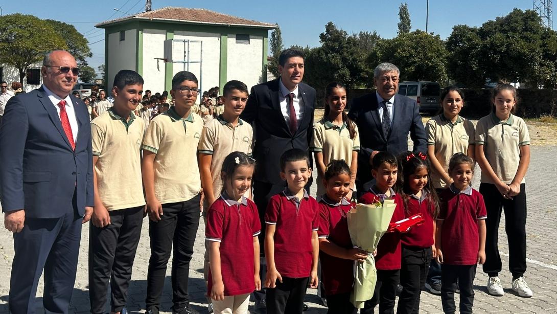 2025-2026 Eğitim-Öğretim Yılı'nın başlamasıyla birlikte ilçemizde İlköğretim Haftası coşkuyla kutlandı.
